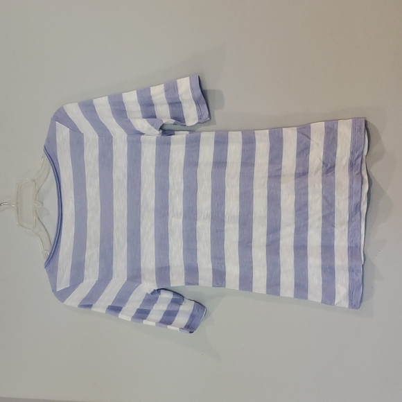 Old Navy Striped top. - Picture 2 of 5